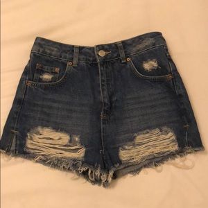 Topshop - Moro Mom Distressed Jean Shorts